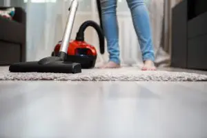 keep a safe and healthy home by keeping it clean